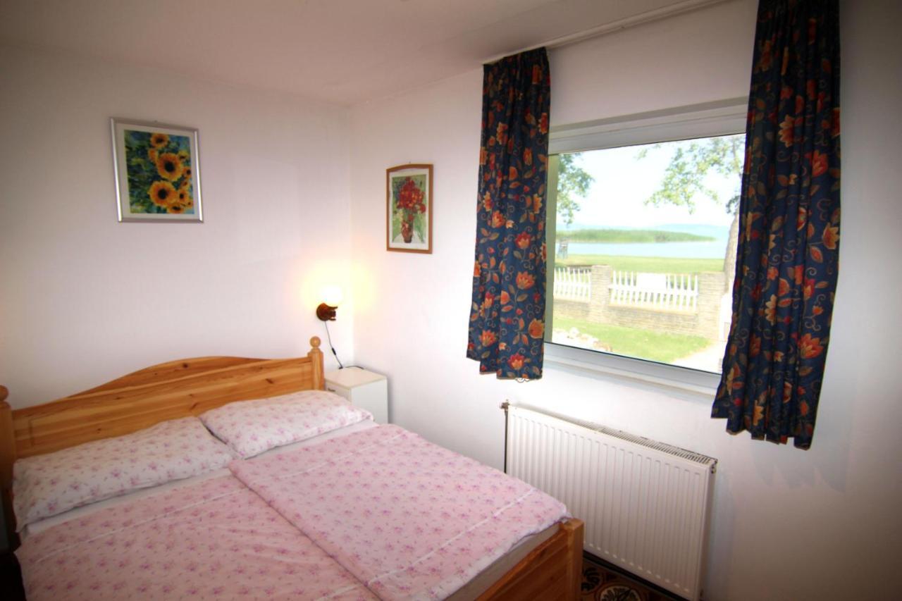 Ferienwohnung Margareta Apartmanhaz Balatonboglár Exterior foto