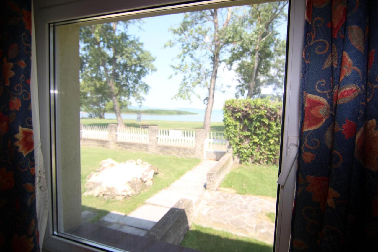 Ferienwohnung Margareta Apartmanhaz Balatonboglár Exterior foto