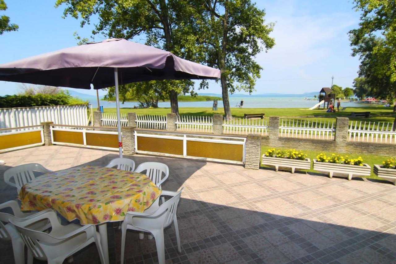 Ferienwohnung Margareta Apartmanhaz Balatonboglár Exterior foto