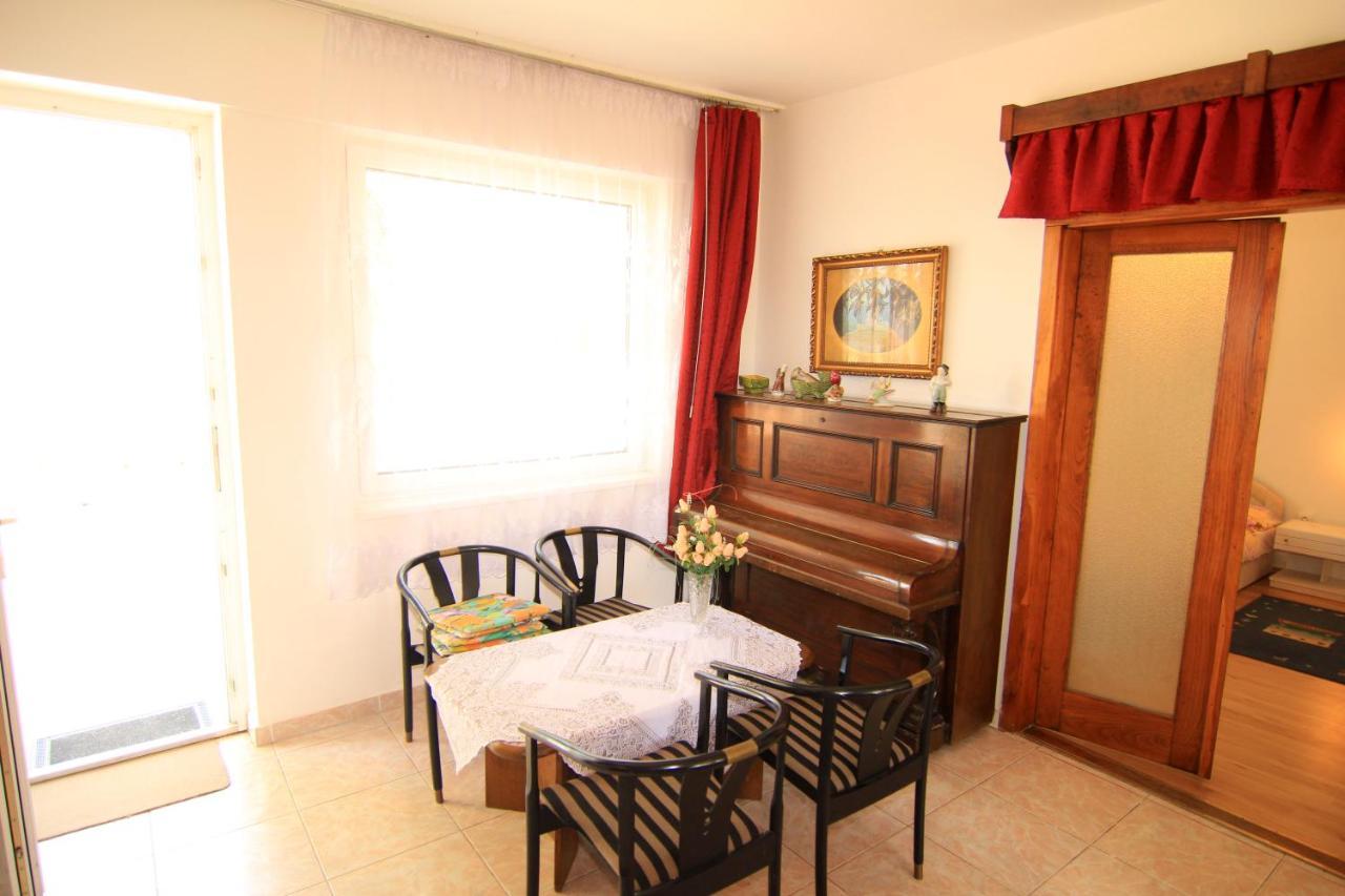 Ferienwohnung Margareta Apartmanhaz Balatonboglár Exterior foto